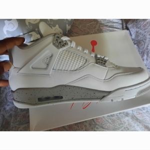 Jordan retro 4